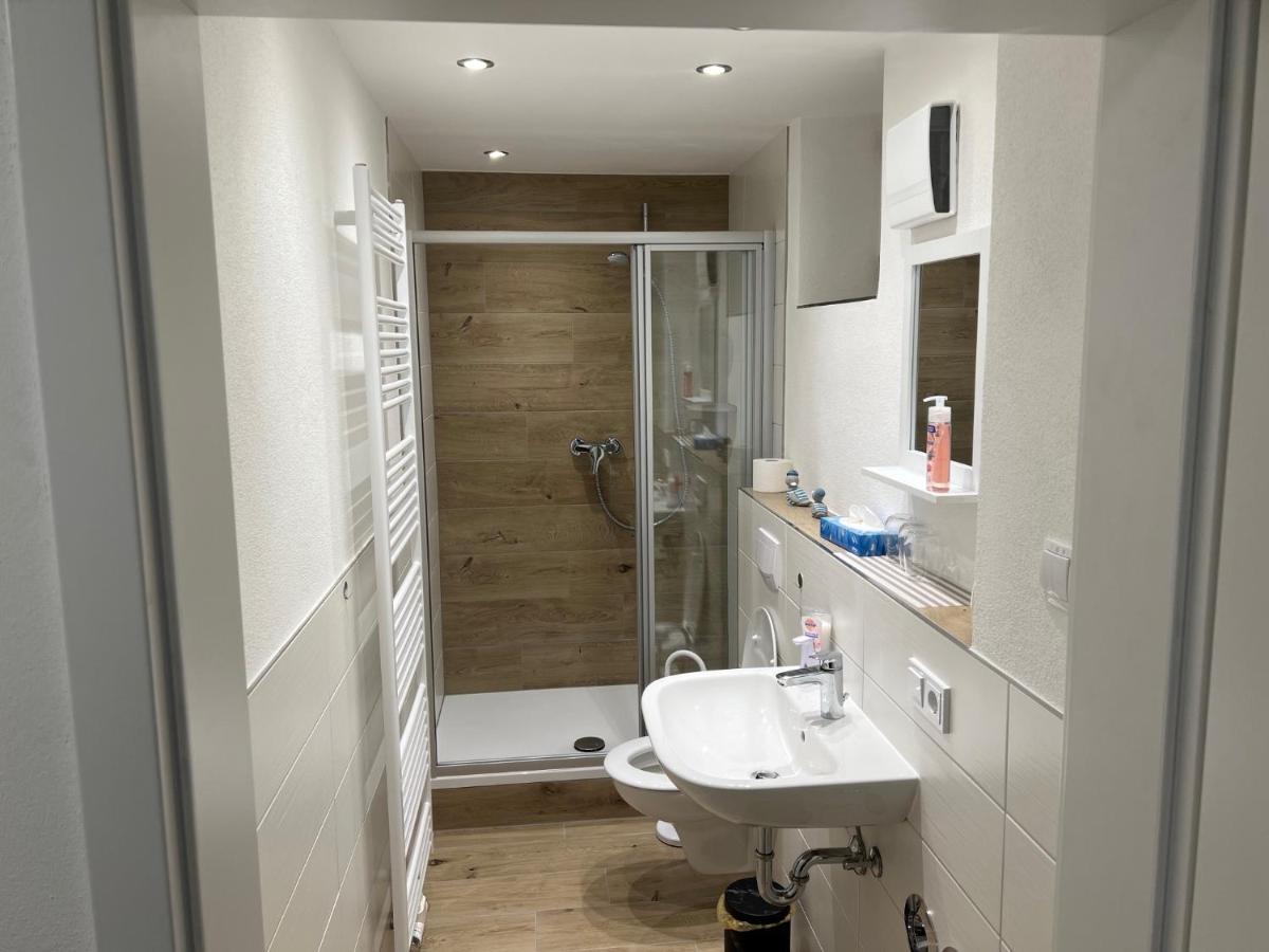 Ferienwohnung Raiffeisenstrasse -Gross- Obernburg am Main Dış mekan fotoğraf